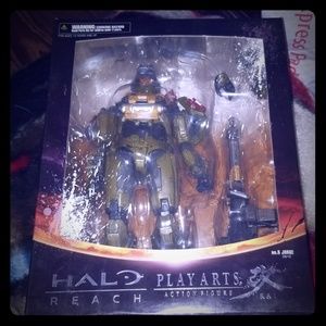 Halo play arts action  figure  from halo reach